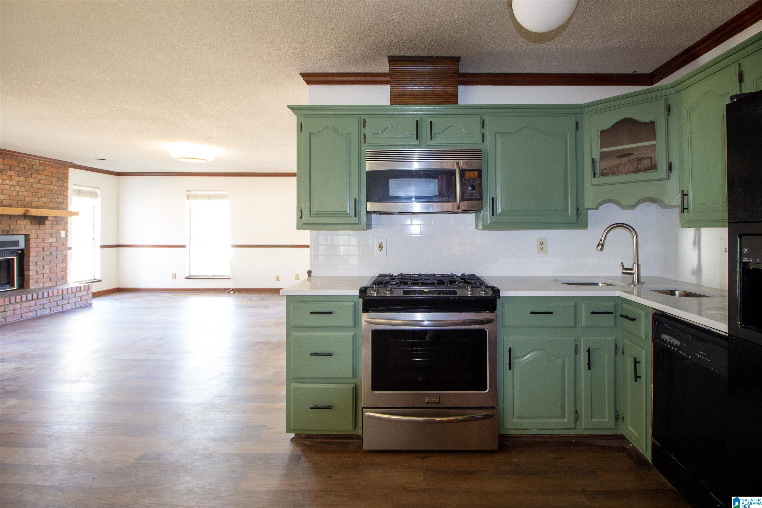 1524 Warner Loop Road Birmingham, AL 35214 - Photo 12 of 27
