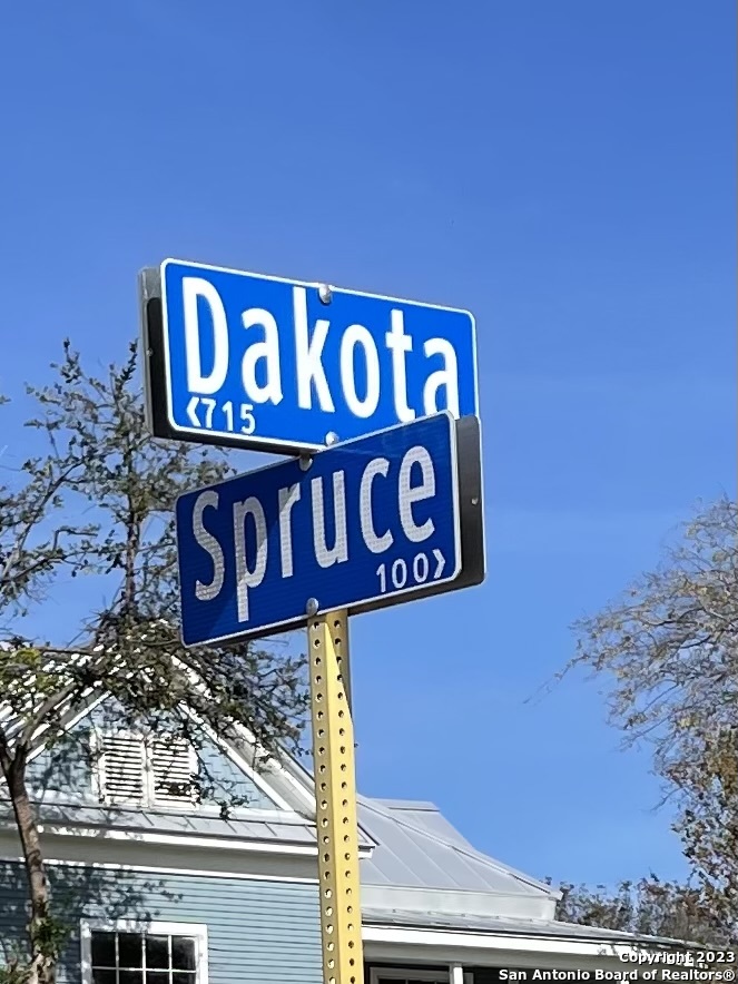 a close up of a street sign
