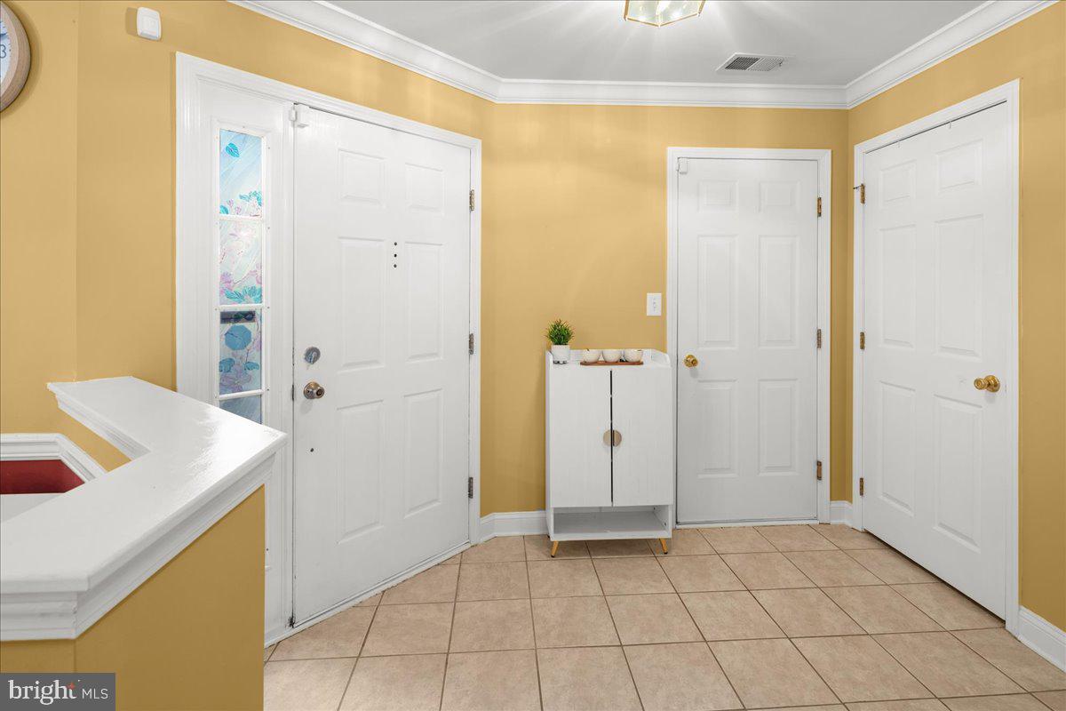 316 Watkins Road Pennington, NJ 08534 - Photo 3 of 37 a view of bathroom