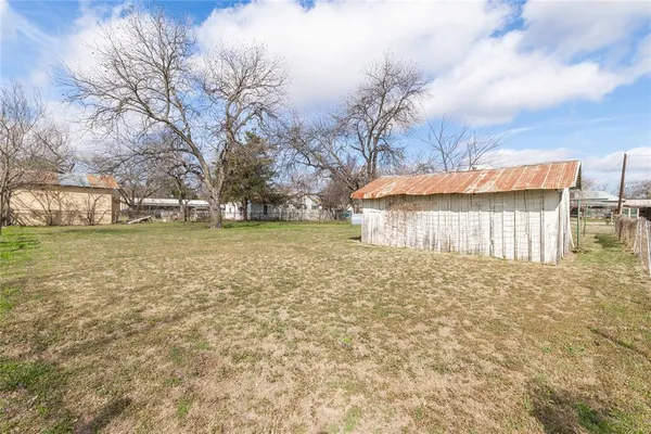 $129,900 | 540 East 1st Street, Cross Plains, TX 76443