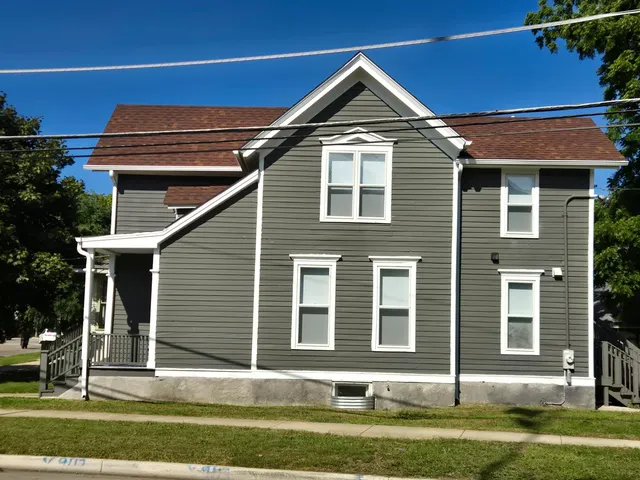 $329,000 | 277 Gifford Place, Elgin, IL 60120