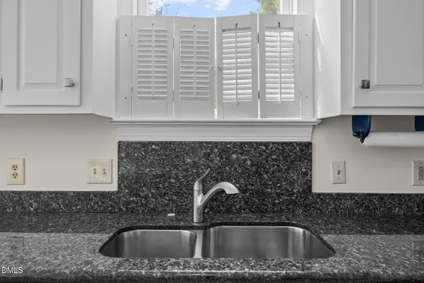 $729,900 | 25 St Andrews Court, Durham, NC 27707