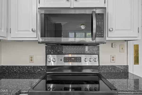 $729,900 | 25 St Andrews Court, Durham, NC 27707