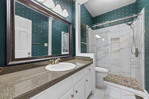 $729,900 | 25 St Andrews Court, Durham, NC 27707