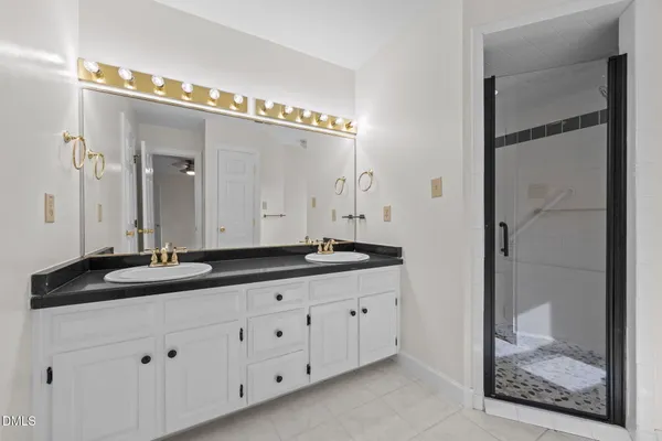 $729,900 | 25 St Andrews Court, Durham, NC 27707