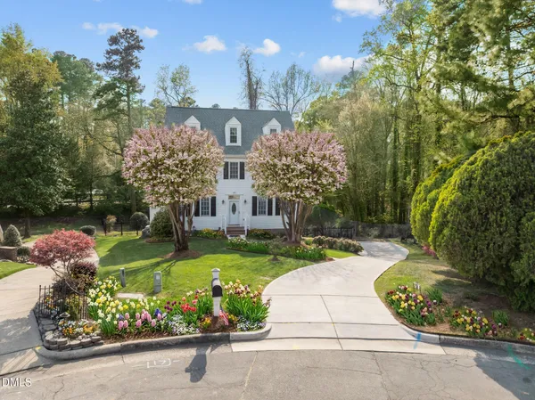 $729,900 | 25 St Andrews Court, Durham, NC 27707