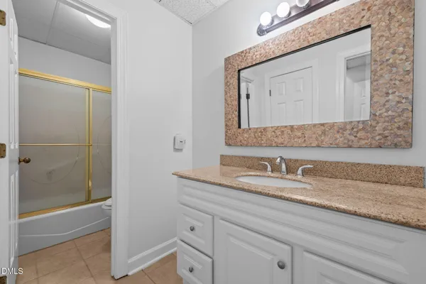 $729,900 | 25 St Andrews Court, Durham, NC 27707