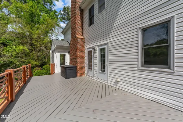 $729,900 | 25 St Andrews Court, Durham, NC 27707