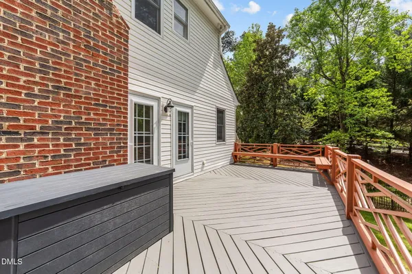 $729,900 | 25 St Andrews Court, Durham, NC 27707