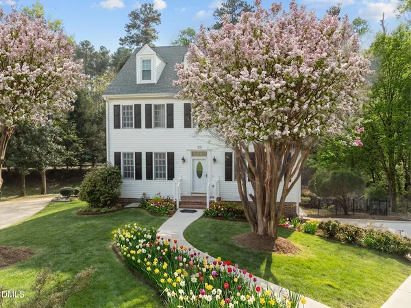 $729,900 | 25 St Andrews Court, Durham, NC 27707