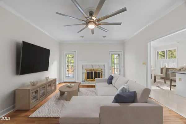 $729,900 | 25 St Andrews Court, Durham, NC 27707