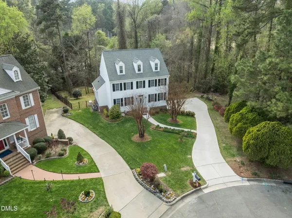 $729,900 | 25 St Andrews Court, Durham, NC 27707