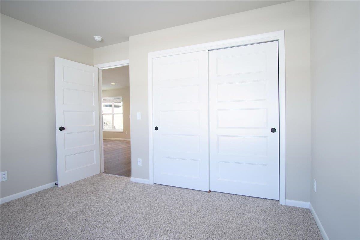 2175 Autumn Lake Madison, WI 53718 - Photo 12 of 22