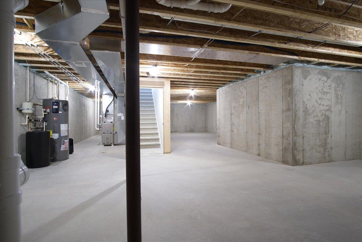 2175 Autumn Lake Madison, WI 53718 - Photo 20 of 22