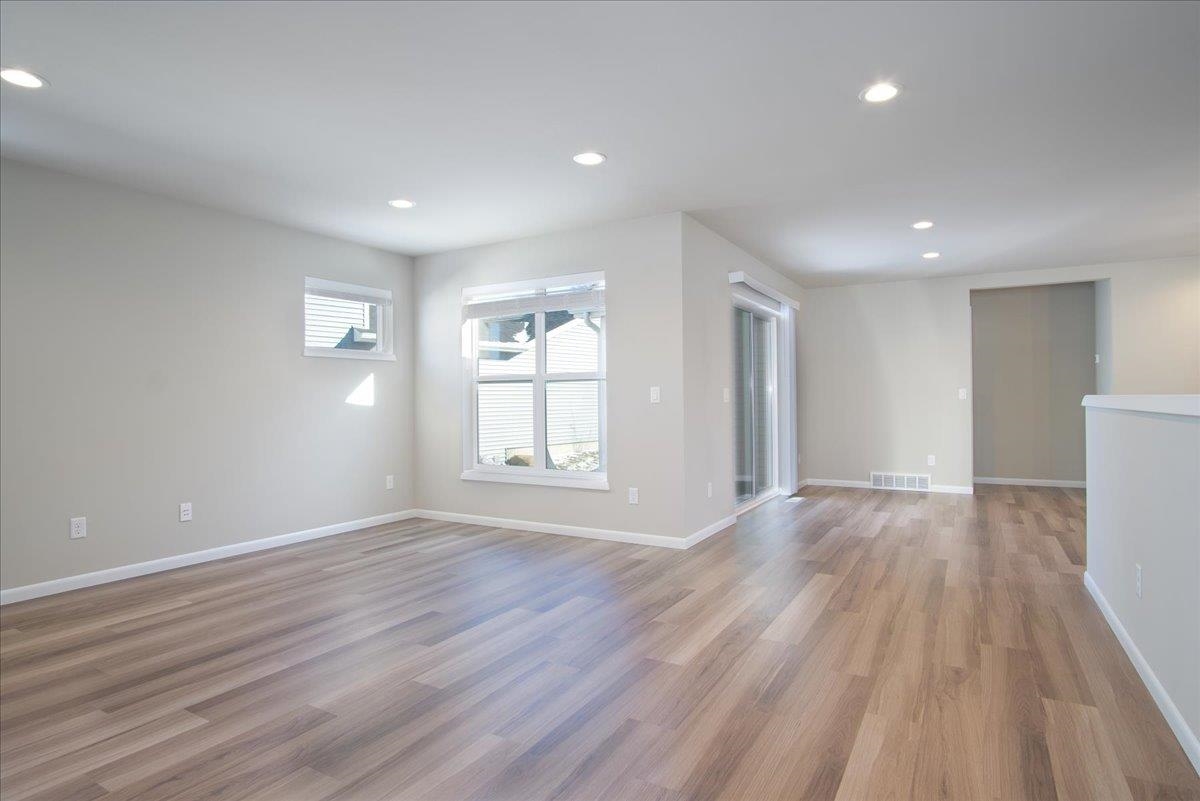 2175 Autumn Lake Madison, WI 53718 - Photo 3 of 22