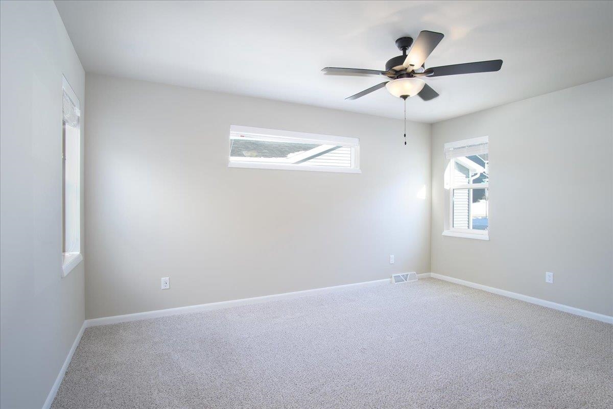 2175 Autumn Lake Madison, WI 53718 - Photo 8 of 22