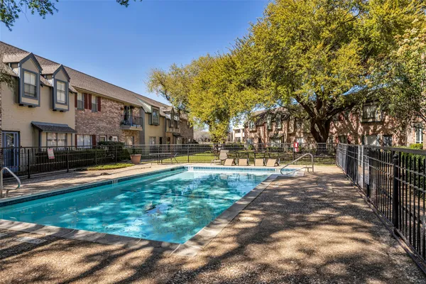 $1,700 | 14715 Barryknoll Lane, Unit 124, Houston, TX 77079