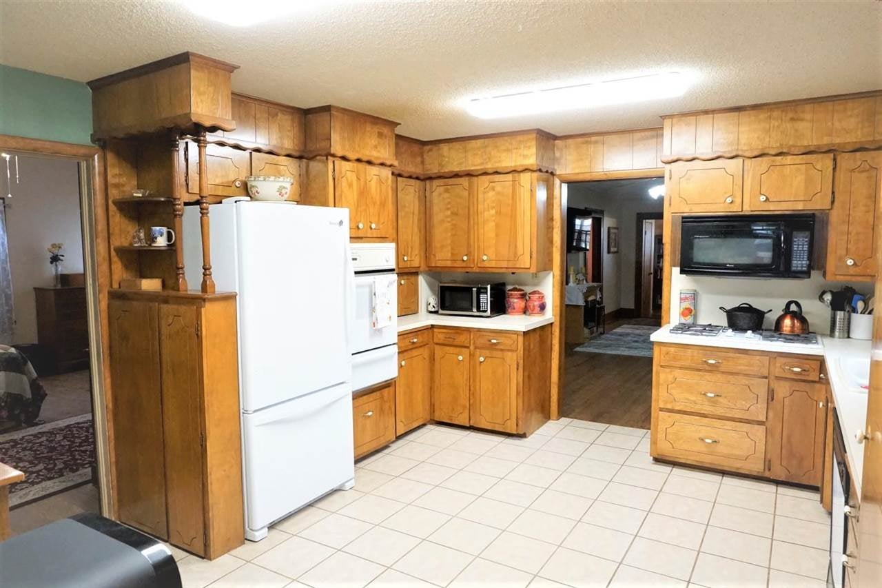 706 Locust Street Perry, OK 73077 - Photo 9 of 28 Gallery Image 9