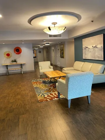 $2,200 | 3507 Oaks Way, Unit 804, Pompano Beach, FL 33069