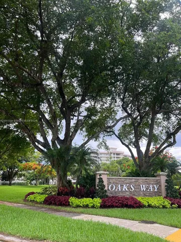 $2,200 | 3507 Oaks Way, Unit 804, Pompano Beach, FL 33069