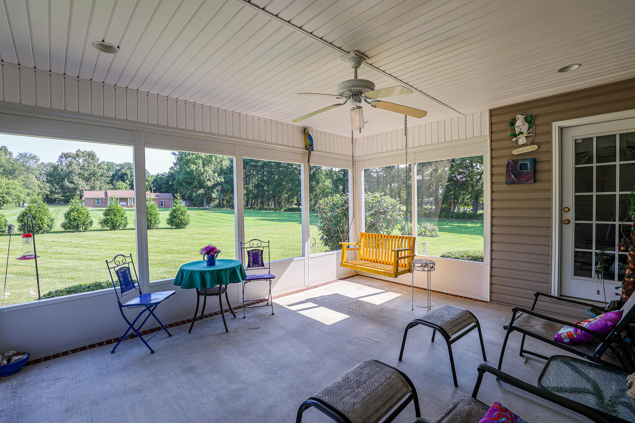 7131 Lovelaceville Road Paducah, KY 42001 - Photo 37 of 45 Screened Back Patio