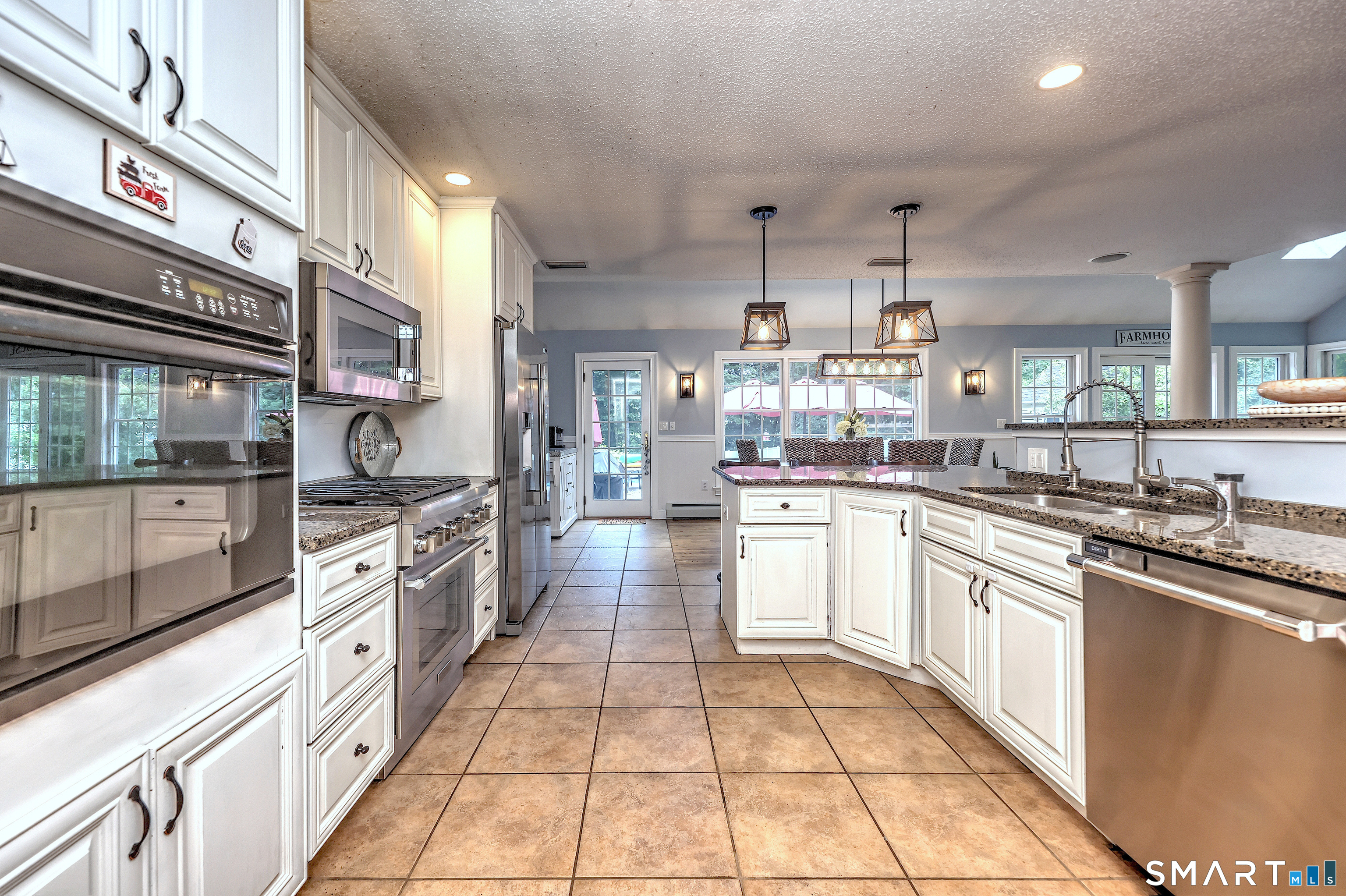 236 Maple Shade Road Middletown, CT 06457 - Photo 14 of 38