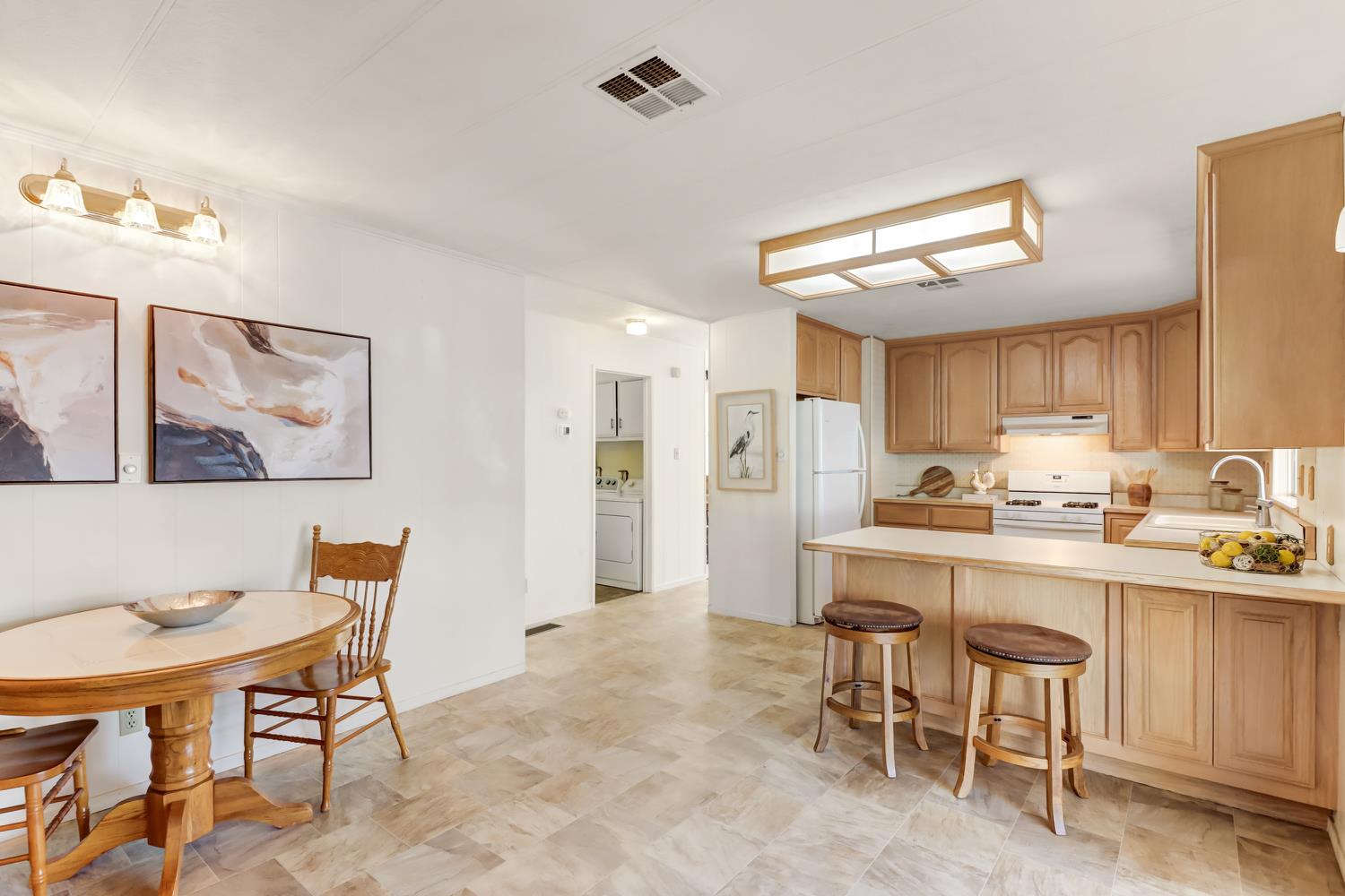 95 Shadowbrook Court Folsom, CA 95630 - Photo 11 of 62