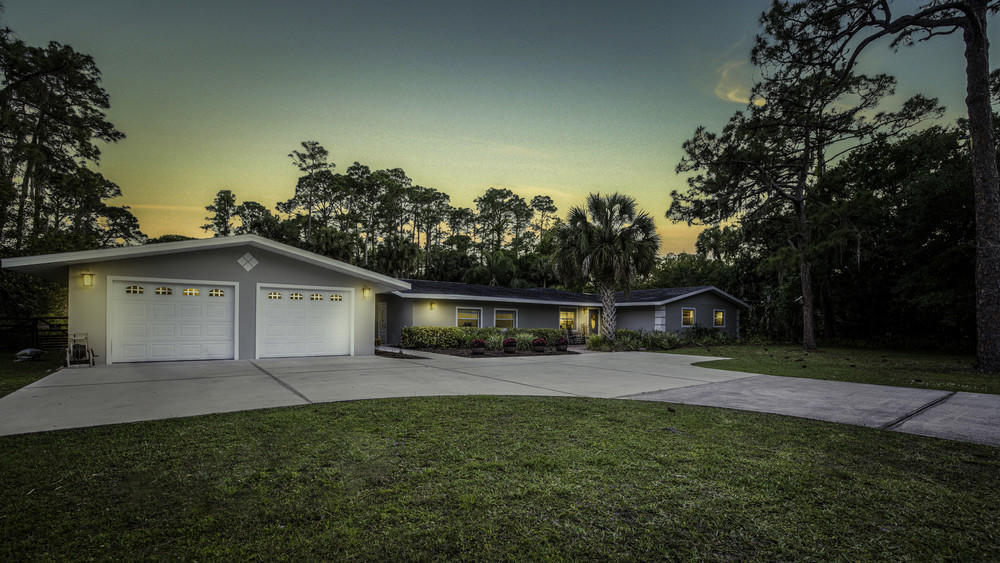 4211 Mustang Road Melbourne, FL 32934 - Photo 1 of 61 Front Patio View