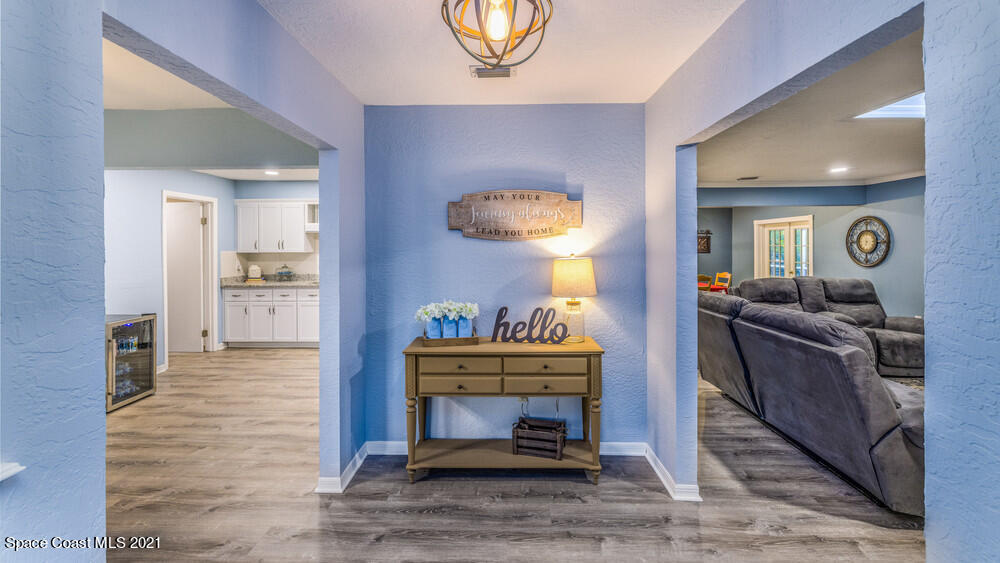4211 Mustang Road Melbourne, FL 32934 - Photo 11 of 61 036_front_entryway