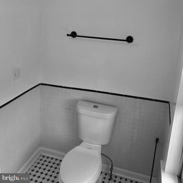43 South Stricker Street Baltimore, MD 21223 - Photo 33 of 37 Unit 3 Bath
