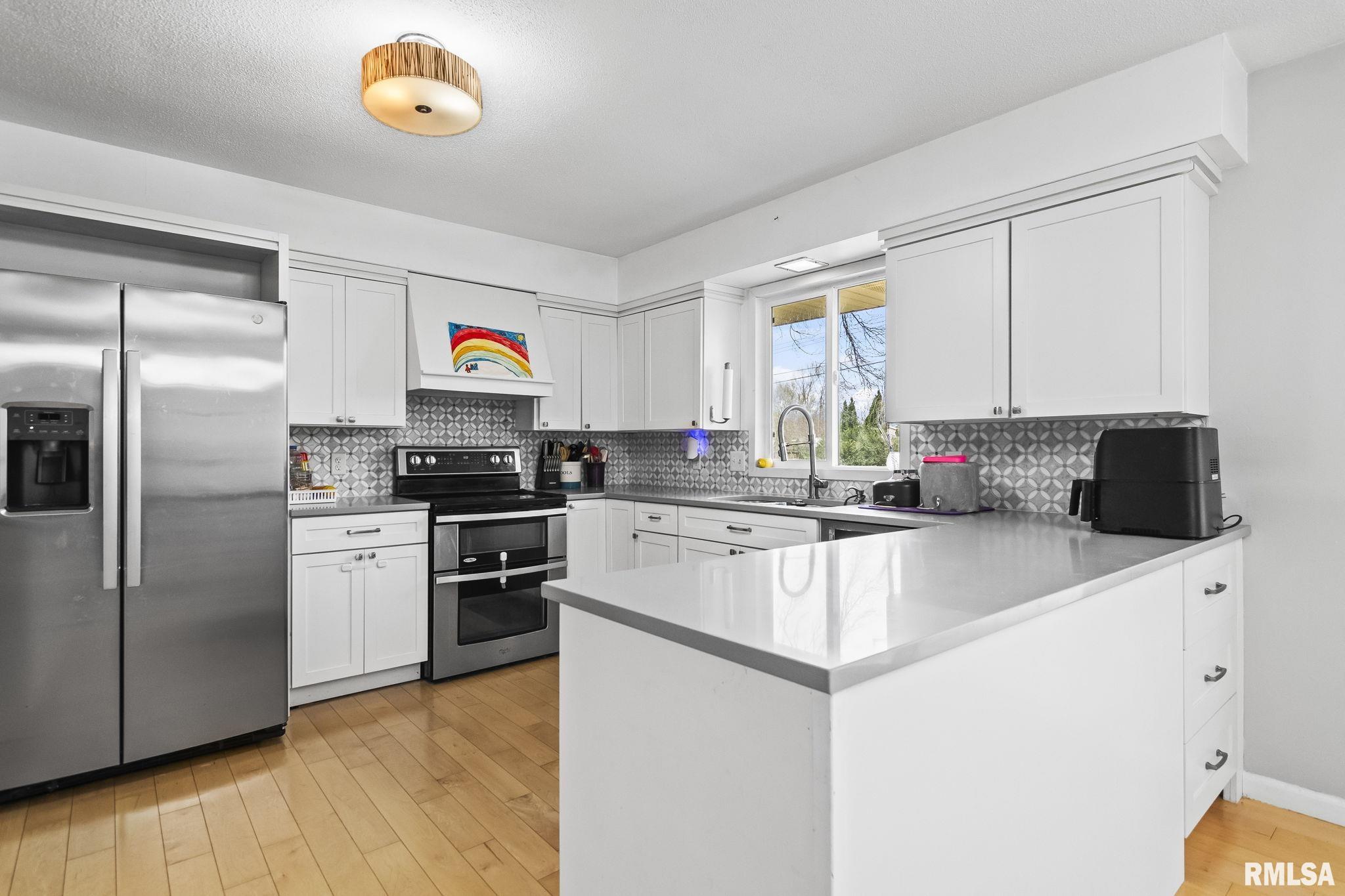 8 Arabian Trail Springfield, IL 62702 - Photo 14 of 37