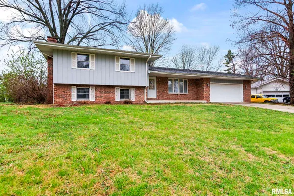 $269,900 | 8 Arabian Trail, Springfield, IL 62702
