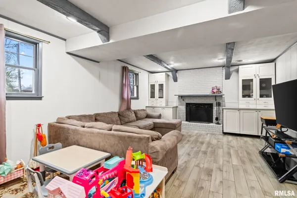 $269,900 | 8 Arabian Trail, Springfield, IL 62702