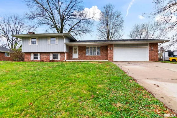 $269,900 | 8 Arabian Trail, Springfield, IL 62702