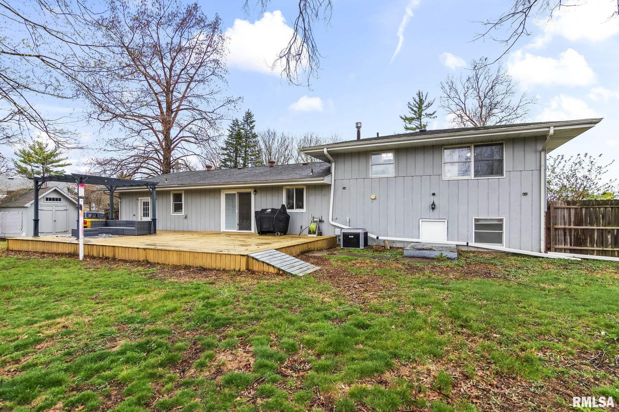 8 Arabian Trail Springfield, IL 62702 - Photo 33 of 37