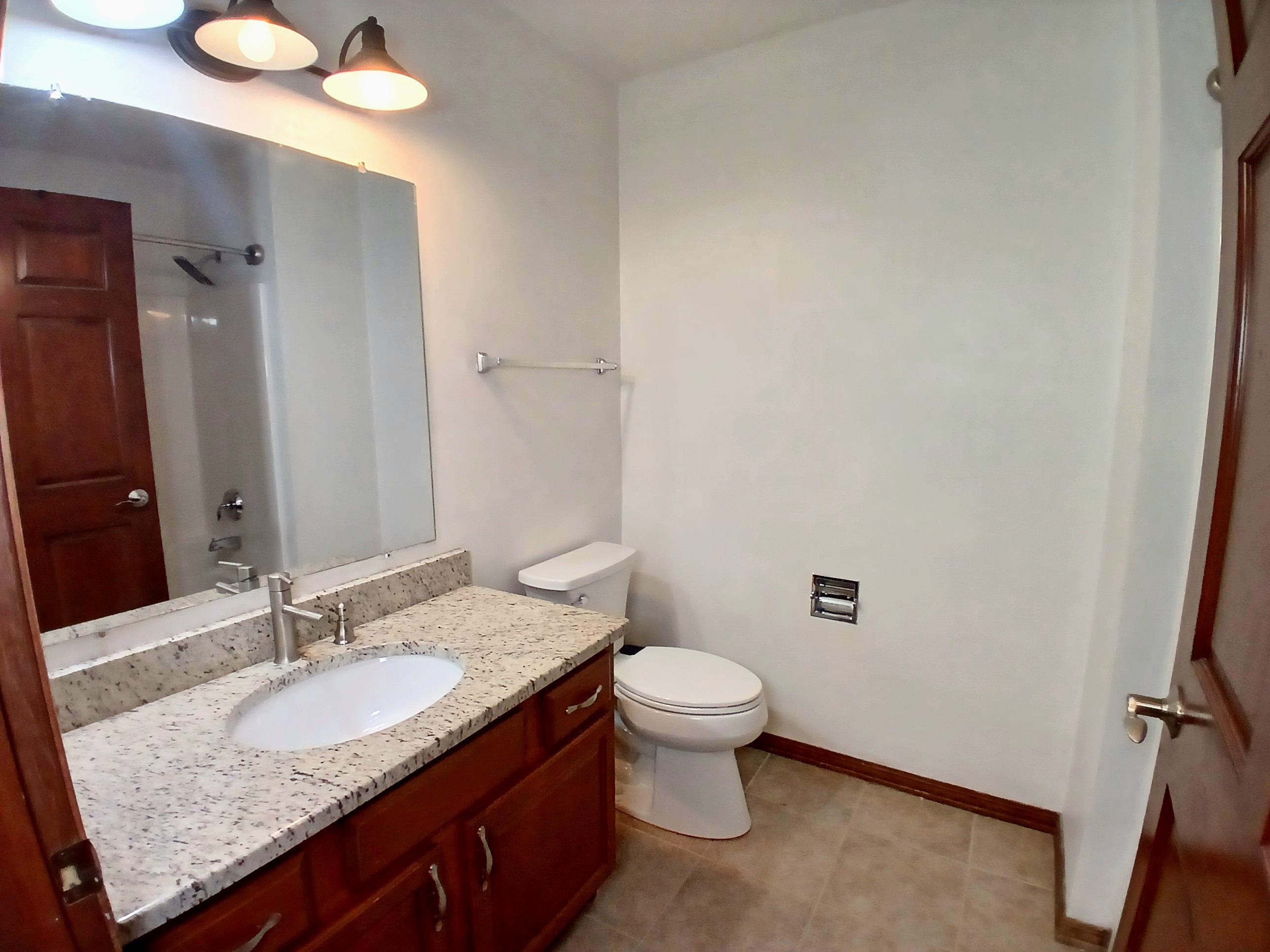 2680 Sussex Road Green Bay, WI 54311 - Photo 16 of 40