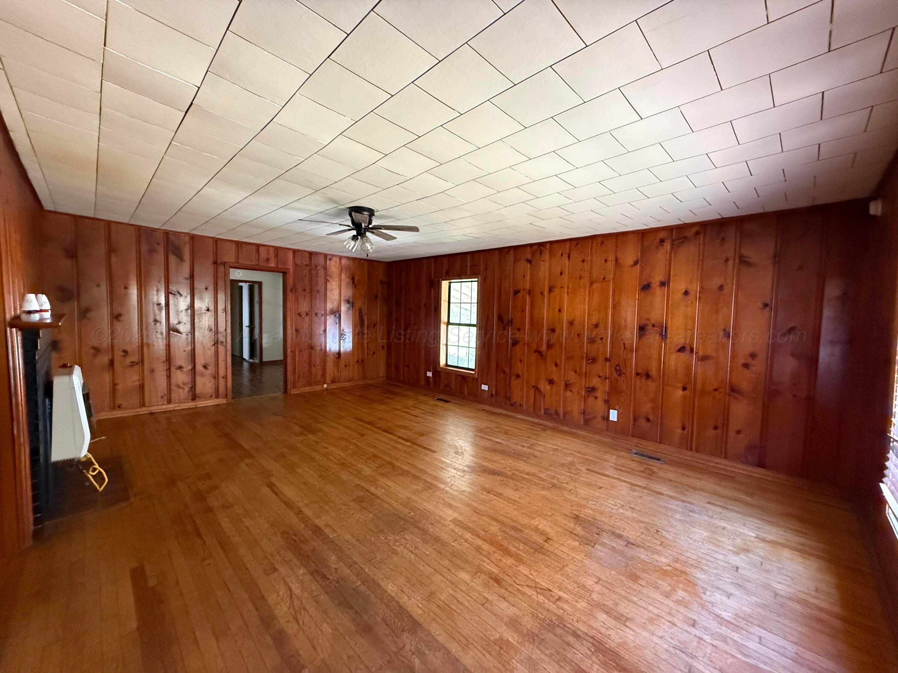 214 Mullenix Loop Winfield, AL 35594 - Photo 8 of 24 IMG_8017