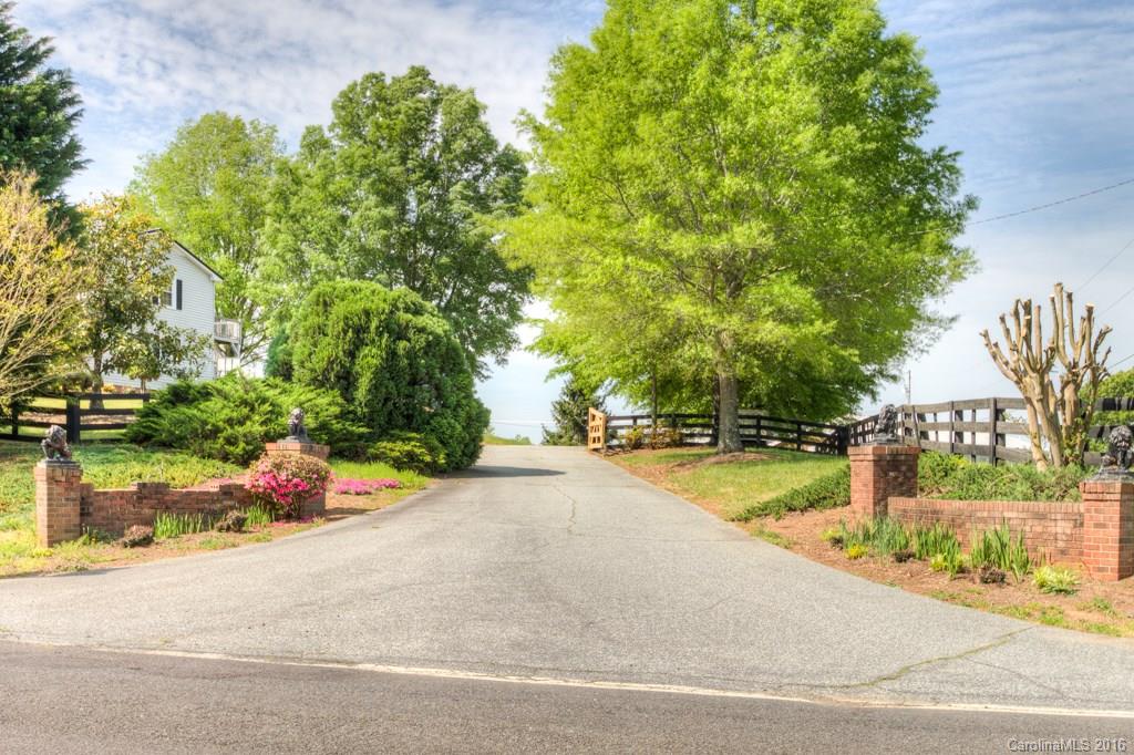 414 Burton Road Advance, NC 27006 - Photo 3 of 23 Gallery Image 3