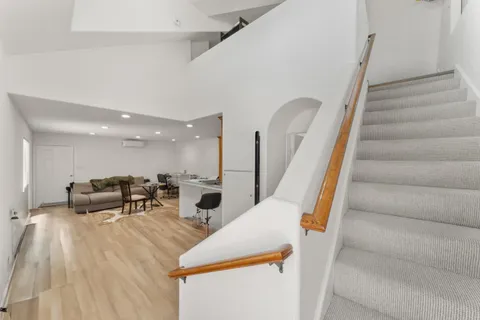 $1,898,000 | 4 Athlone Way, Menlo Park, CA 94025