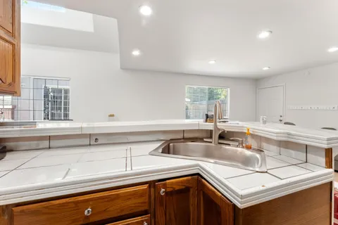 $1,898,000 | 4 Athlone Way, Menlo Park, CA 94025