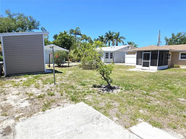 $2,500 | 323 Palmetto Road West, Nokomis, FL 34275