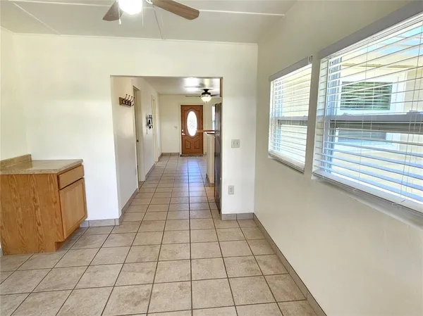 $2,500 | 323 Palmetto Road West, Nokomis, FL 34275