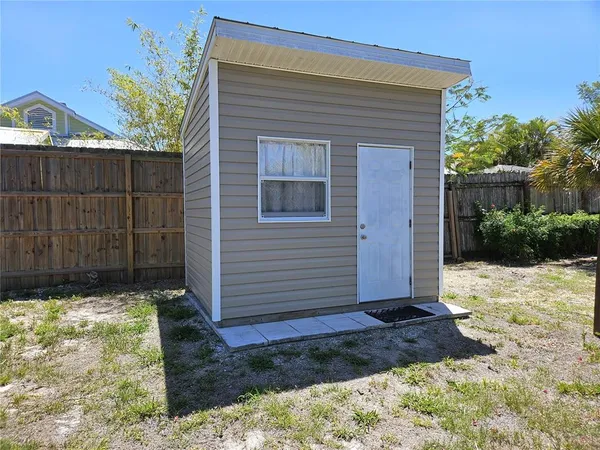 $2,500 | 323 Palmetto Road West, Nokomis, FL 34275