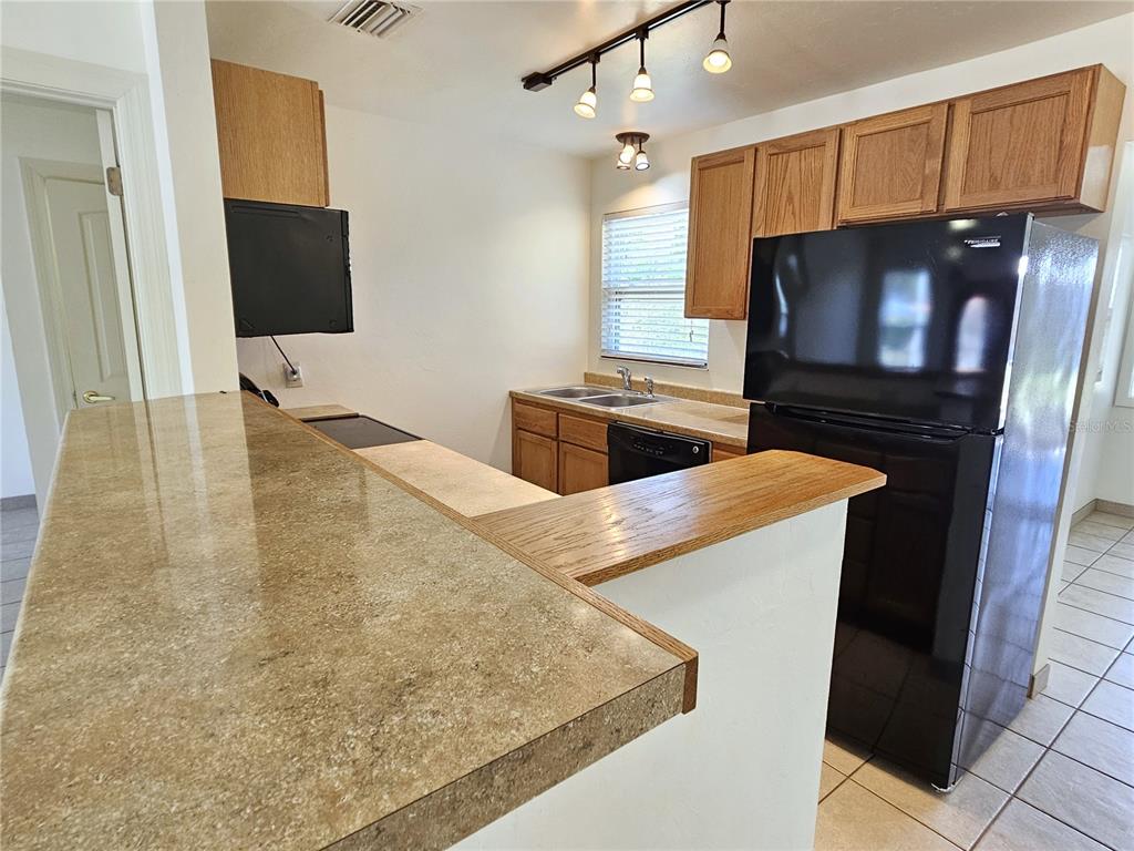 323 Palmetto Road West Nokomis, FL 34275 - Photo 5 of 33
