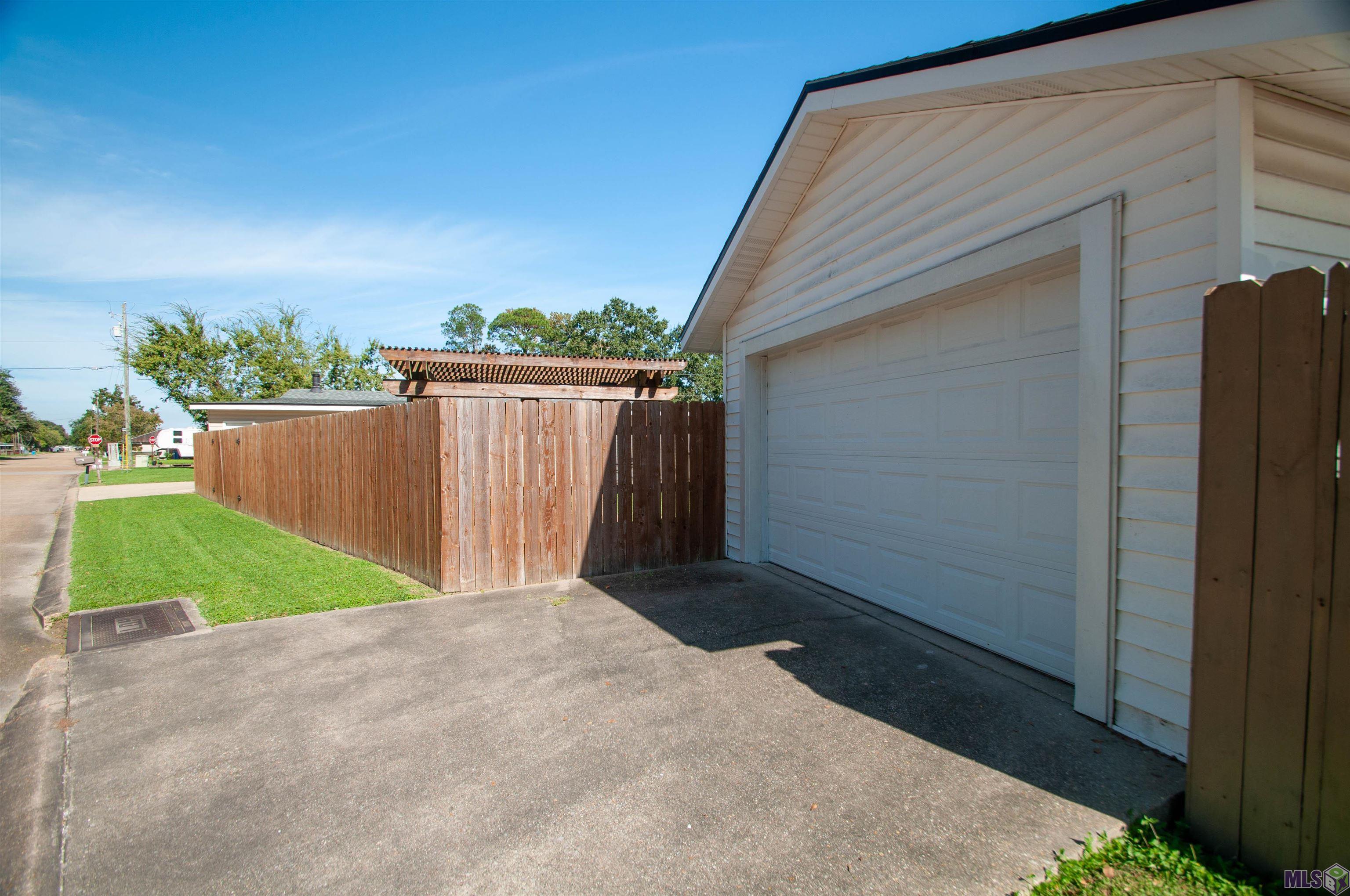 404 Venus Road Bayou Vista, LA 70380 - Photo 32 of 38 Gallery Image 32