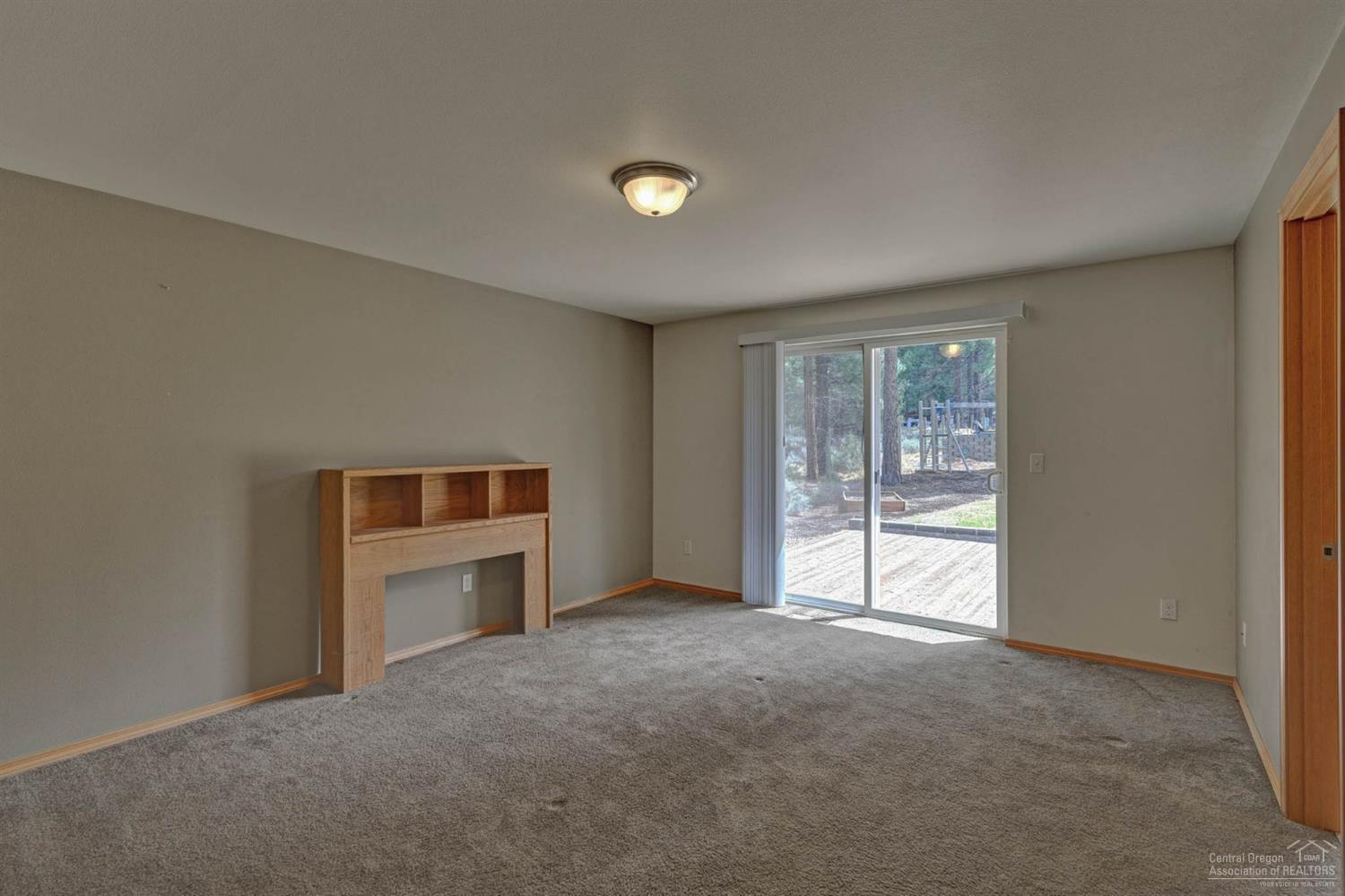 60182 Navajo Road Bend, OR 97702 - Photo 11 of 25 Additional Photo