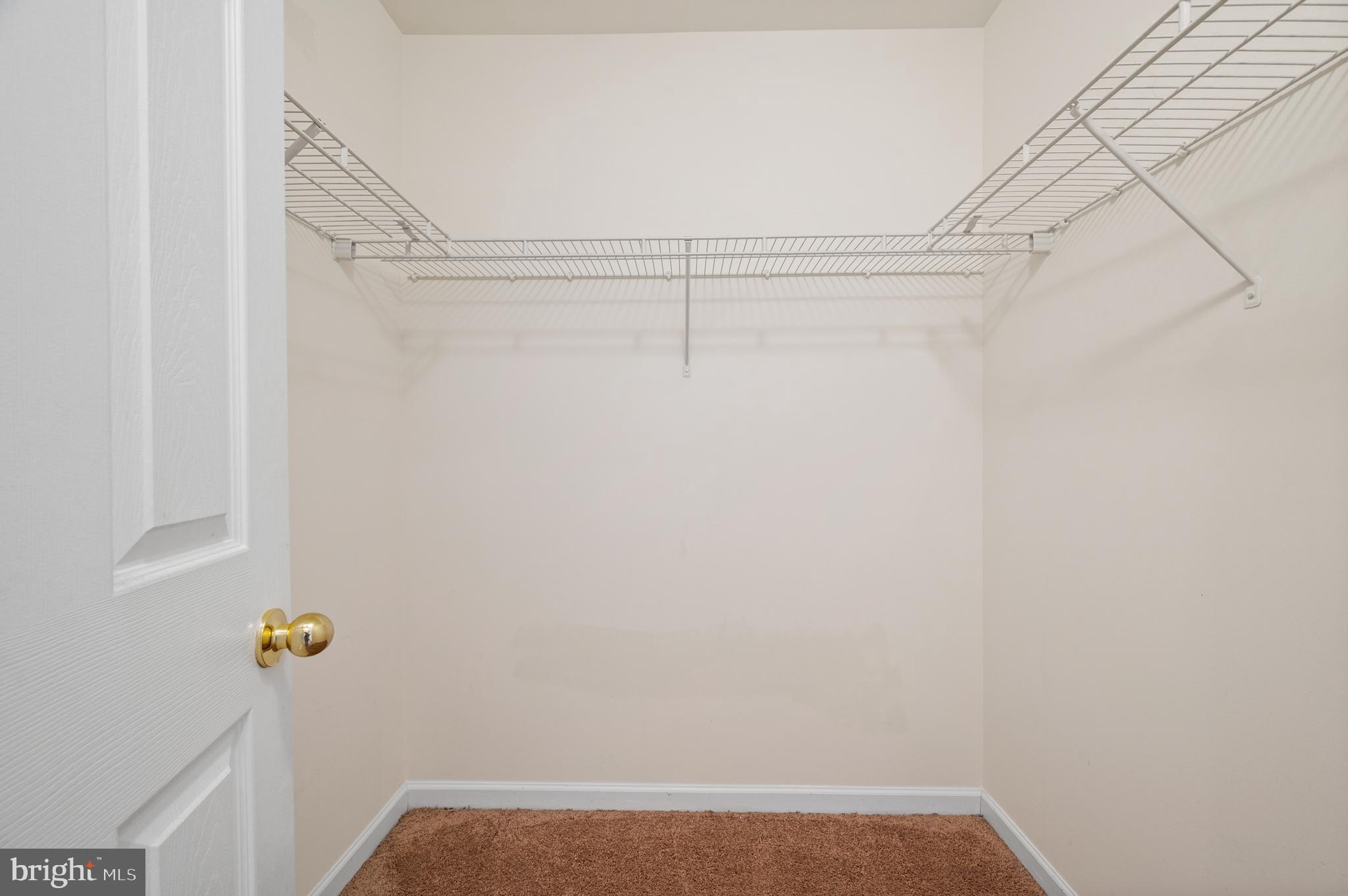 7122 Silverleaf Oak Road, Unit 227 Elkridge, MD 21075 - Photo 32 of 55 a view of small space