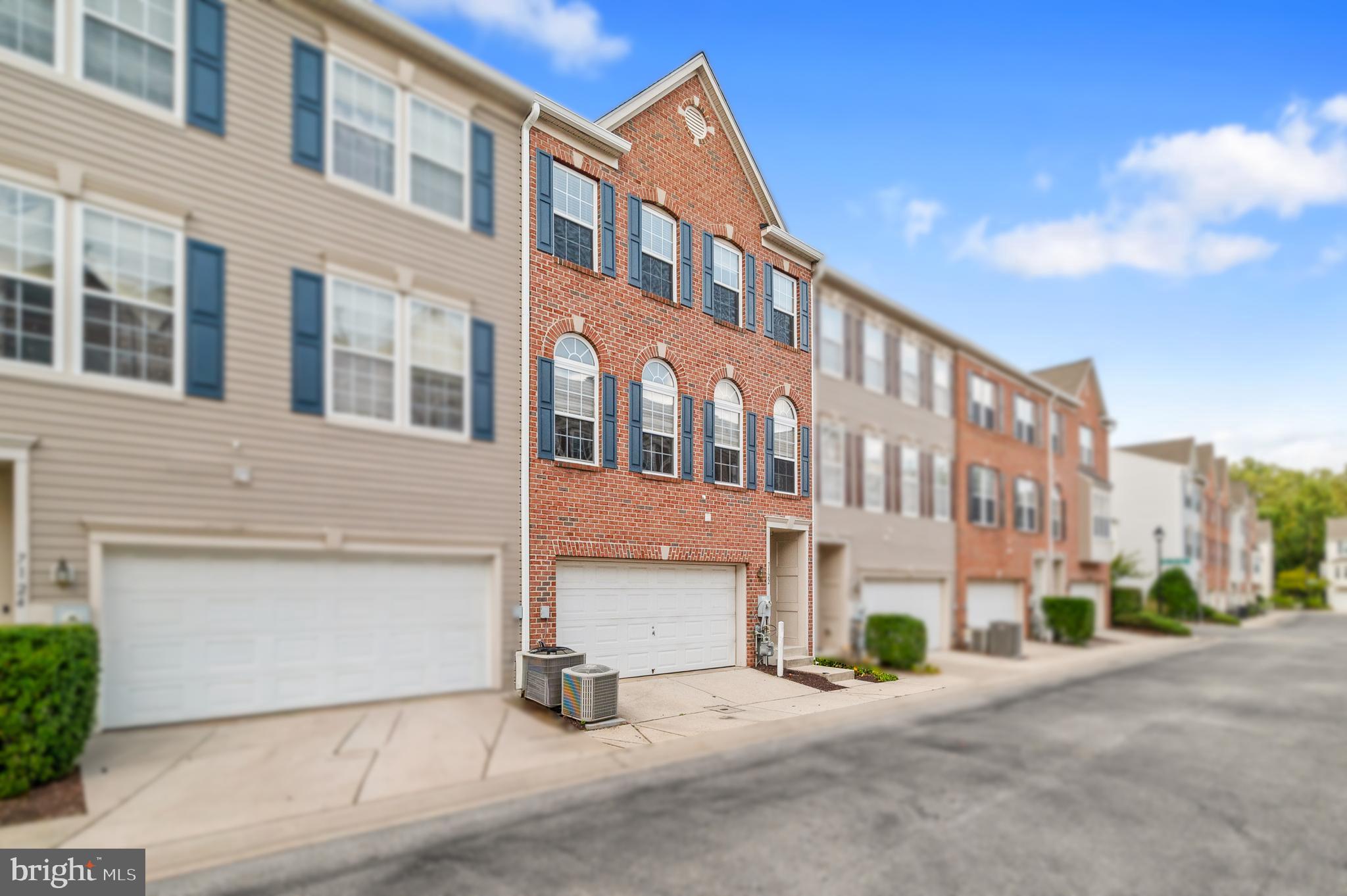 7122 Silverleaf Oak Road, Unit 227 Elkridge, MD 21075 - Photo 41 of 55 a front view of a building