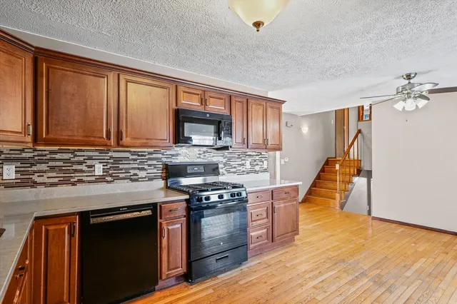 $245,000 | 411 Weathering Drive, Mahomet, IL 61853