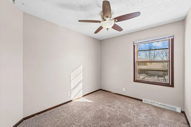 $245,000 | 411 Weathering Drive, Mahomet, IL 61853